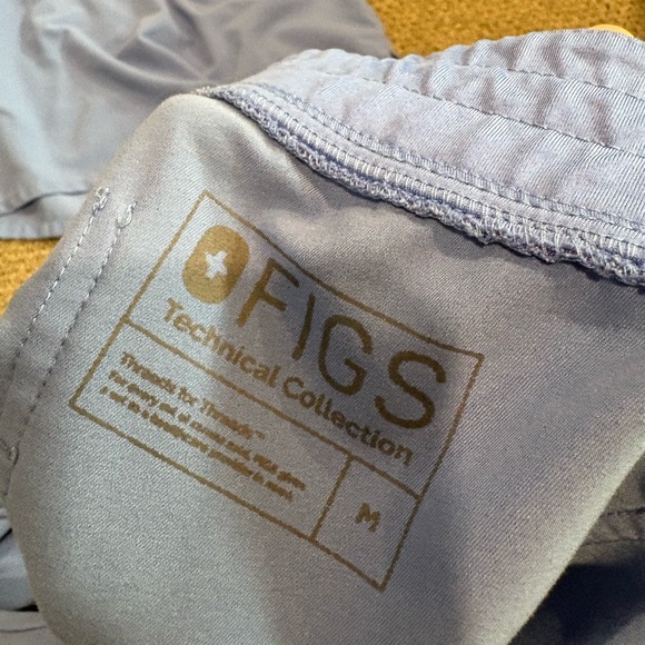 Figs Scrub Set - Picture 6 of 6